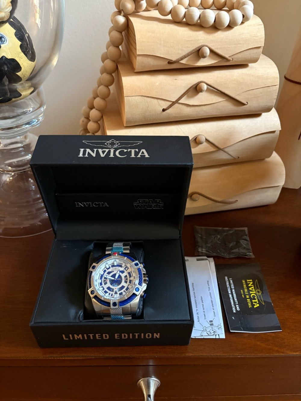 Invicta Star Wars R2 D2 Limited Edition Men’s Watch Quartz